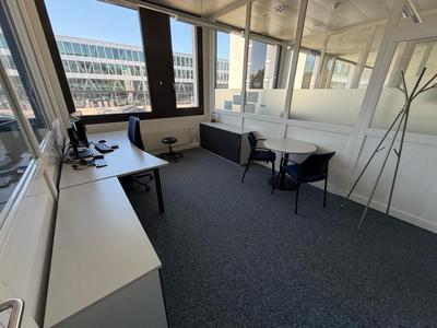 Overview picture of Content room
